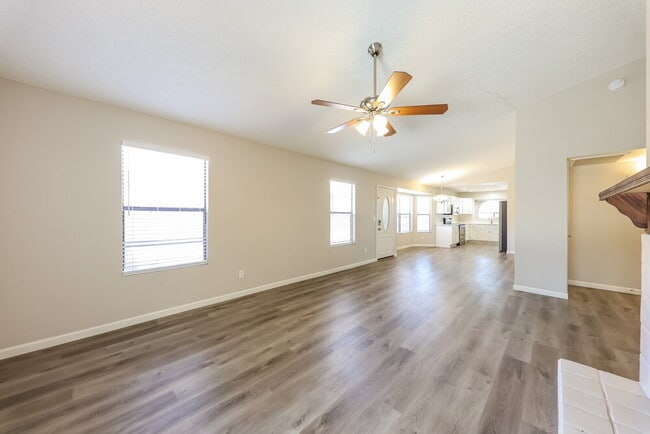 Photo - 8938 N 64th Ln