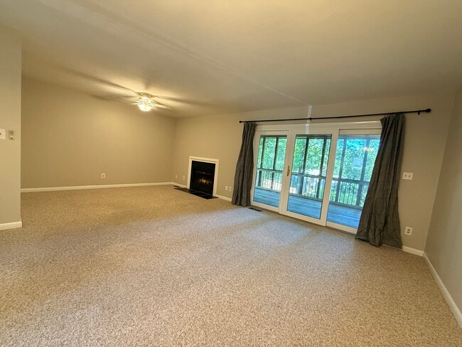 Photo - 3426 Londonderry Ct