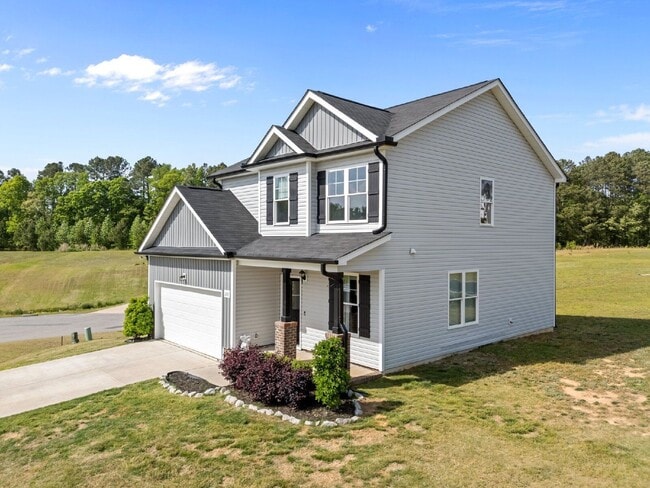 Photo - 220 Brisbane Dr