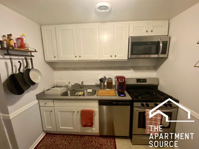 Photo - 3714 N Sheffield Ave Unit 101