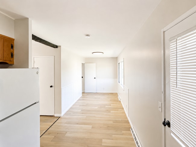 Photo - 255 Taylor Rd
