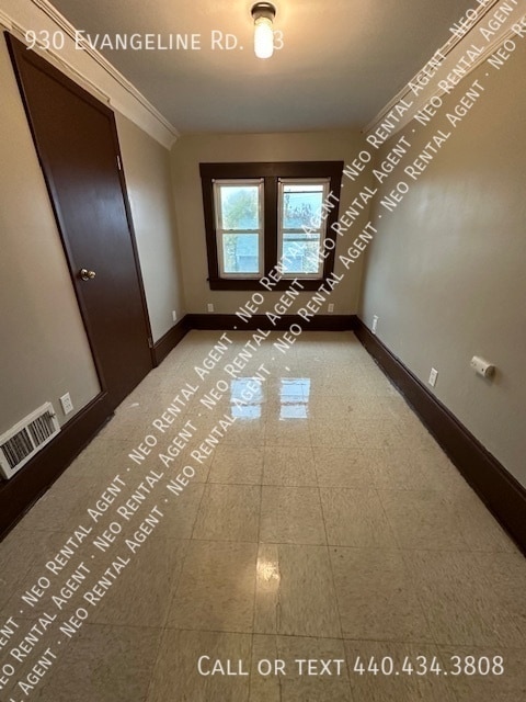 Photo - 930 Evangeline Rd Unit 3