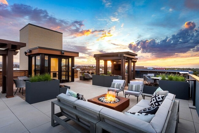 Photo - Alas Over Lowry