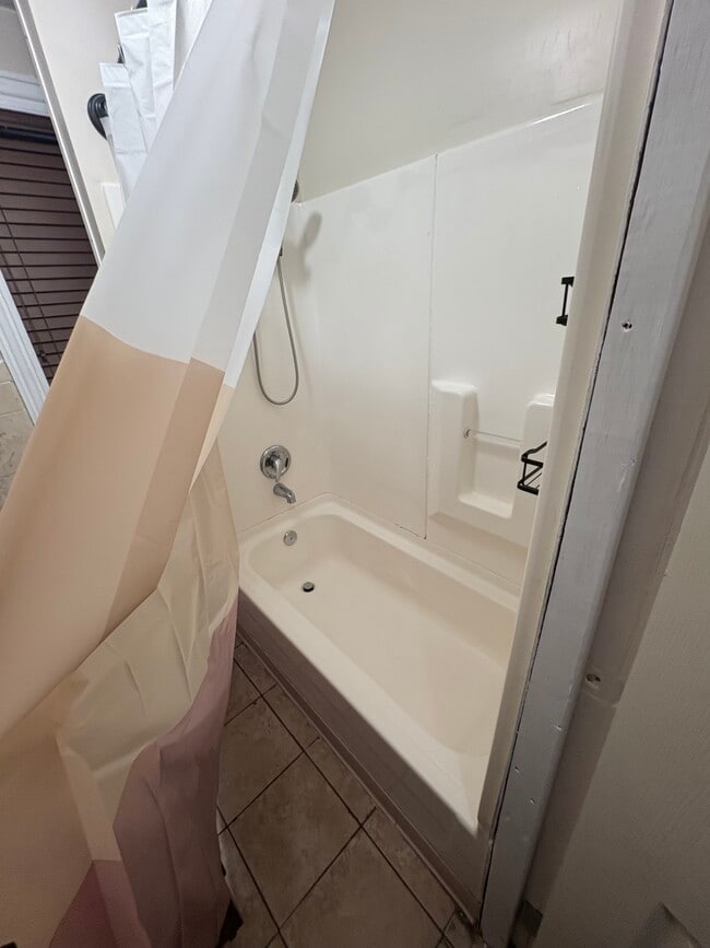 Photo - 1445 N 10th St