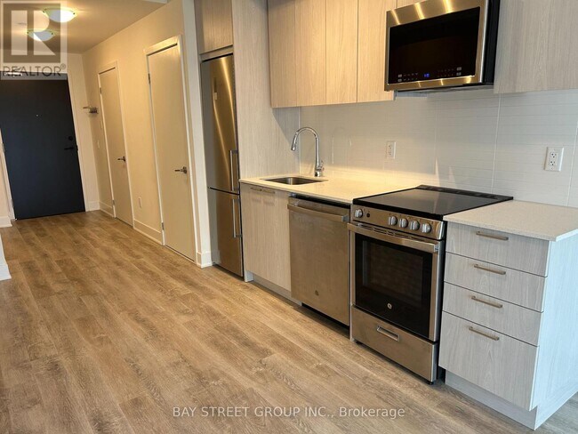 Photo - 185 Deerfield Rd Unit 612