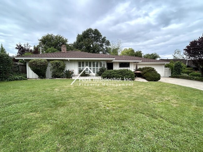 Building Photo - Charming 3 bedroom 2 bathroom House!