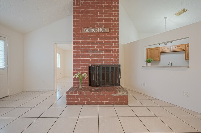 Photo - 3806 Embarcadero Dr