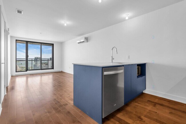 Photo - 1220 Bd René-Lévesque E