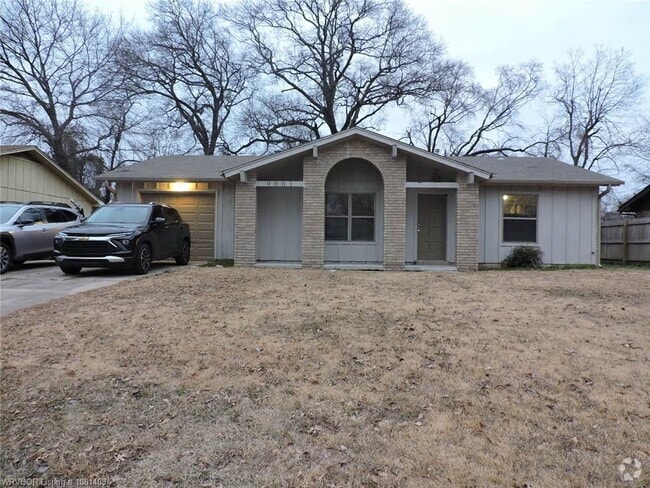 Building Photo - 9001 S Houston St Rental