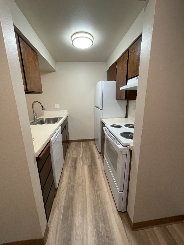 Photo - 2715 W Euclid Ave Apartment Unit 103