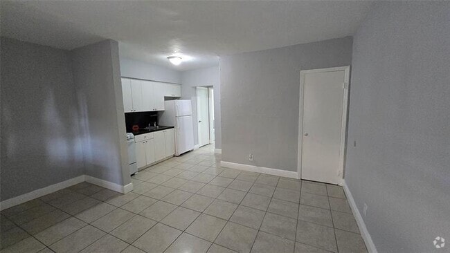 Building Photo - 1012 NW 2nd Ave Unit 3 Rental