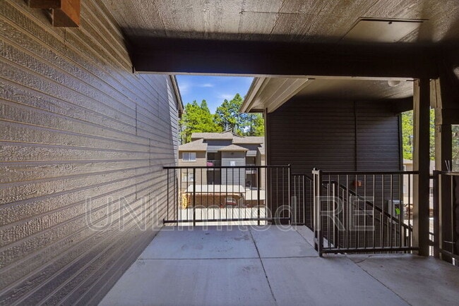 Photo - 1185 W University Ave Unidad #235