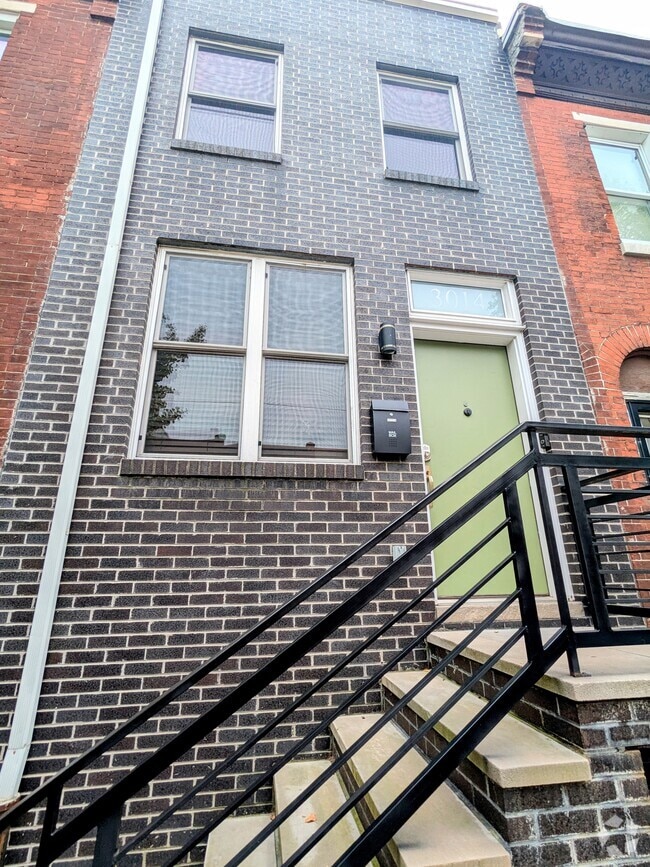 Building Photo - 3014 W Stiles St Rental