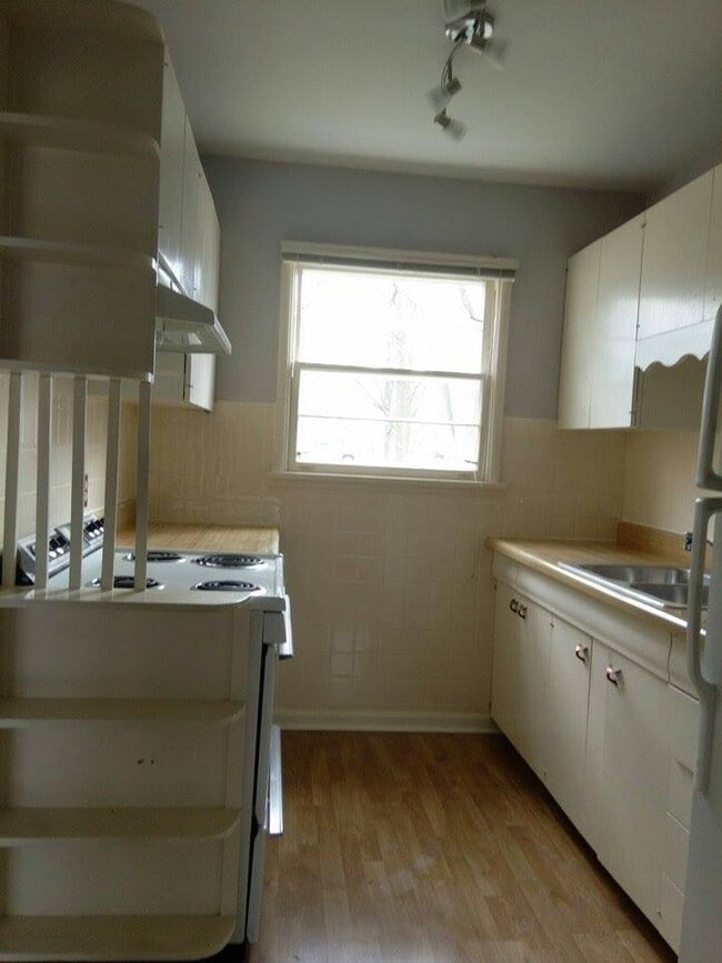 Photo - Charming 3 Bedroom