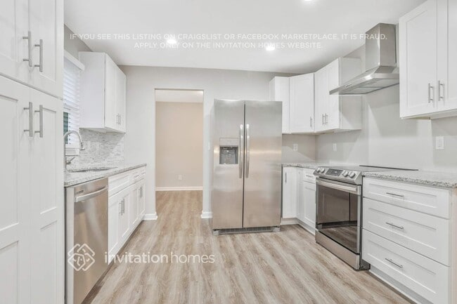 Photo - 3049 Larkspur Cir SW