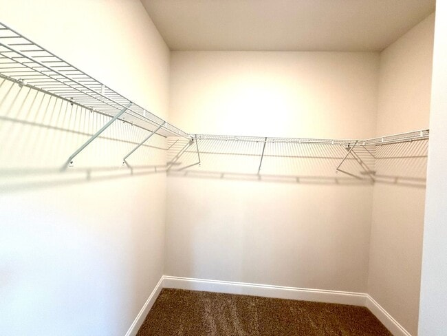 Photo - 1278 Ainsworth Alley