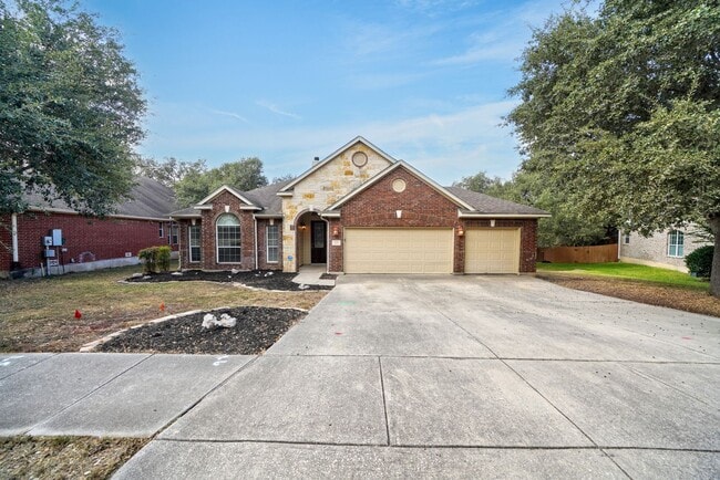 Beautiful Home Now Available in the Covete... - Beautiful Home Now Available in the Covete...