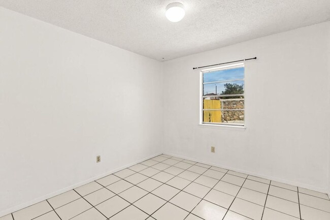 Photo - 11701 Henry Phipps Dr