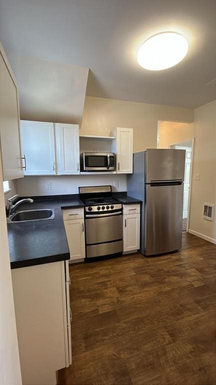 126 W Potomac St