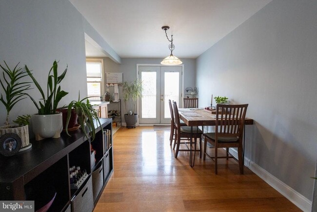 Photo - 2227 S Harwood Ave