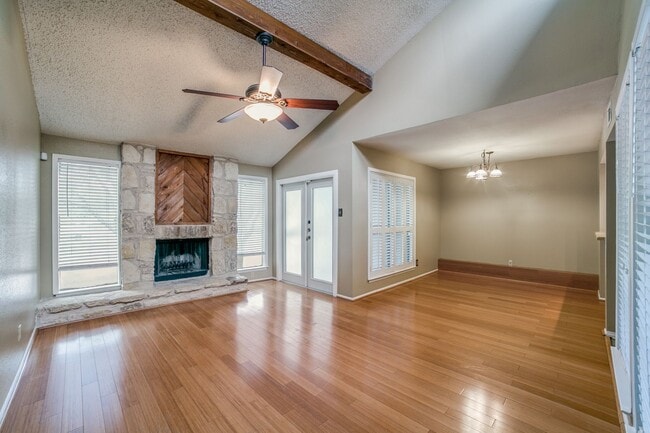 Photo - 2 Bedroom/2 Bath Woodmont Townhomes