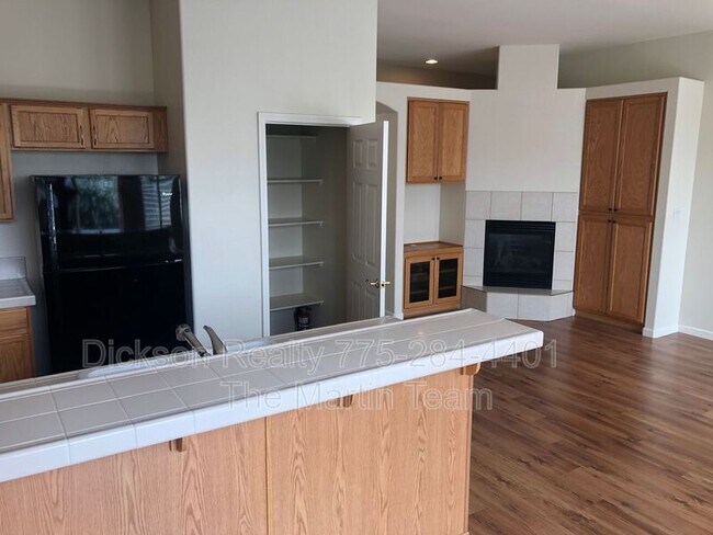 Photo - 720 Barnwood Ct