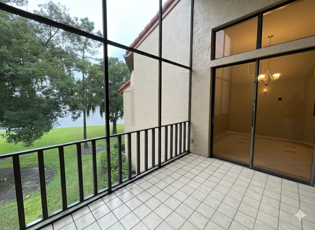 Photo - Spacious & Bright Lakeside with Private Ba...