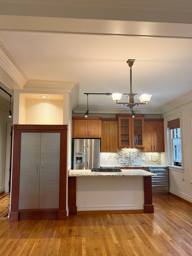 Photo - 1149 Delaware Ave