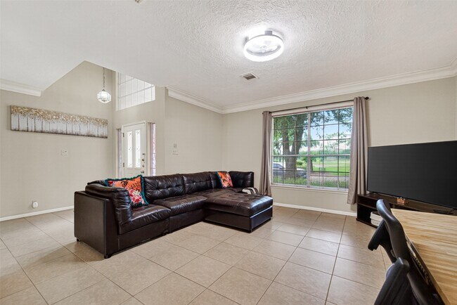 Photo - 811 Colony Glen Ct