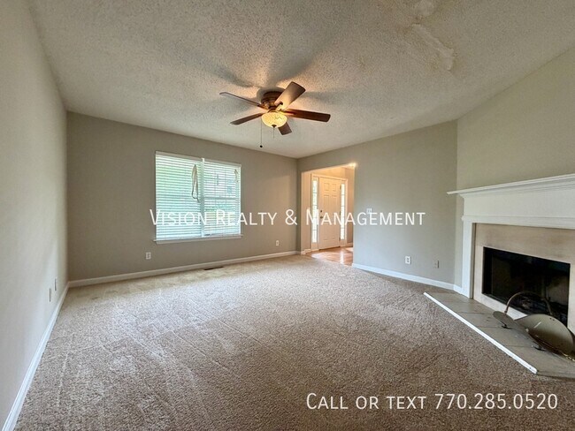 Photo - 229 Bainbridge Cir