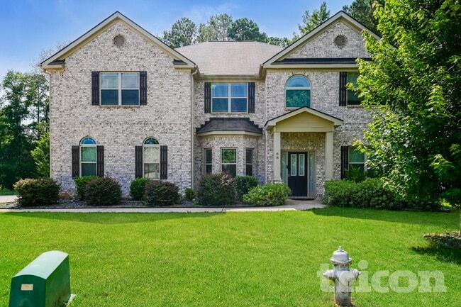 Building Photo - 68 Shenandoah Dr