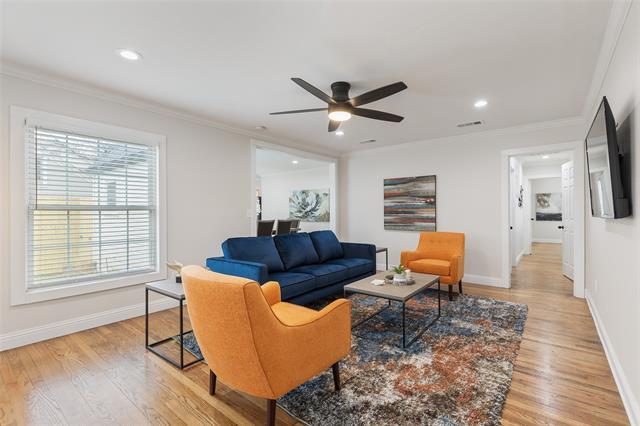 Photo - 4535 Calmont Ave