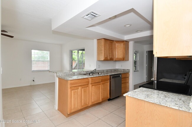 Photo - 838 Gillen Ave NW