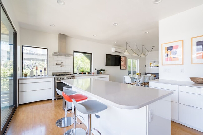 Photo - 1616 NW Northrup St Unidad SI ID1309831P