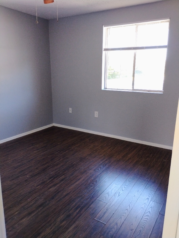 Photo - 1120 Sherron Ave Unit 8