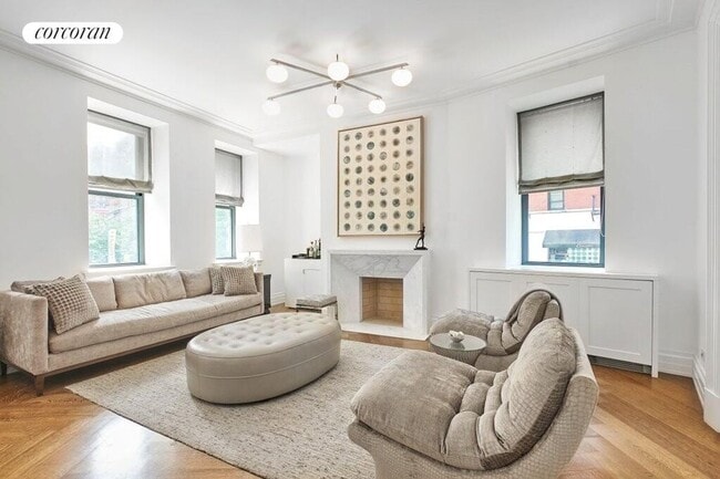 Photo - 235 W 75th St