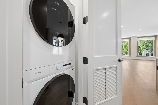 Photo - 3739 N Clifton Ave Unit #2