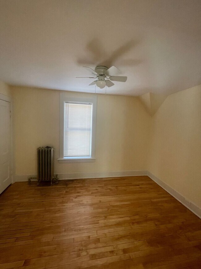 Photo - 1722 S 18th St Unidad 1722A Upper