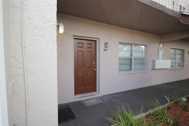 Building Photo - 9209 Tudor Dr Unit C102 Rental