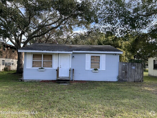 Building Photo - 211 Bryan Ave Rental