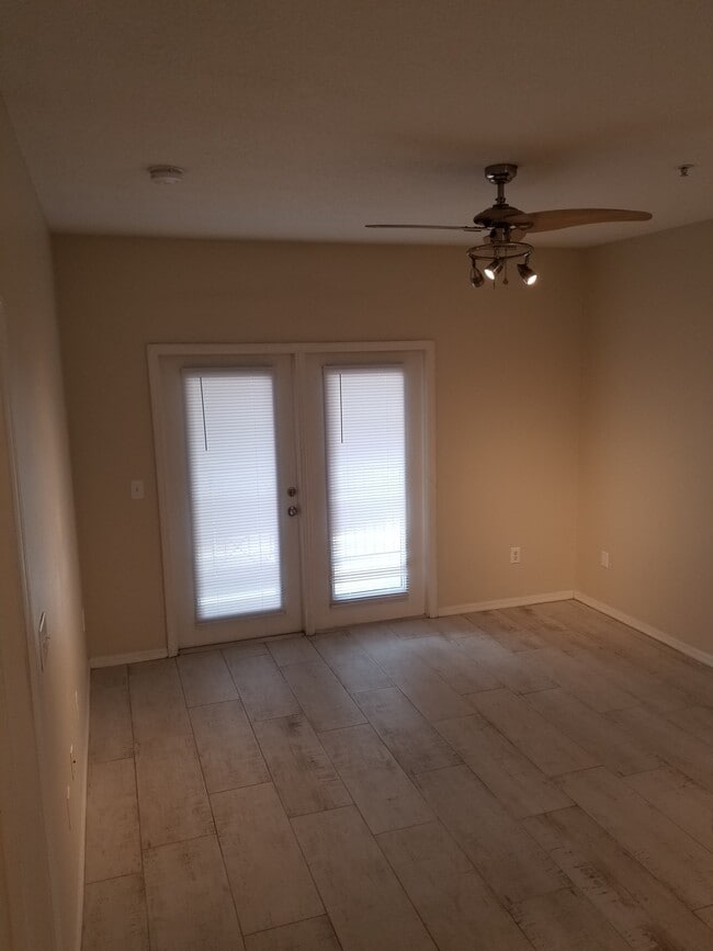 Living Room - 1910 E Palm Ave Unit 11211