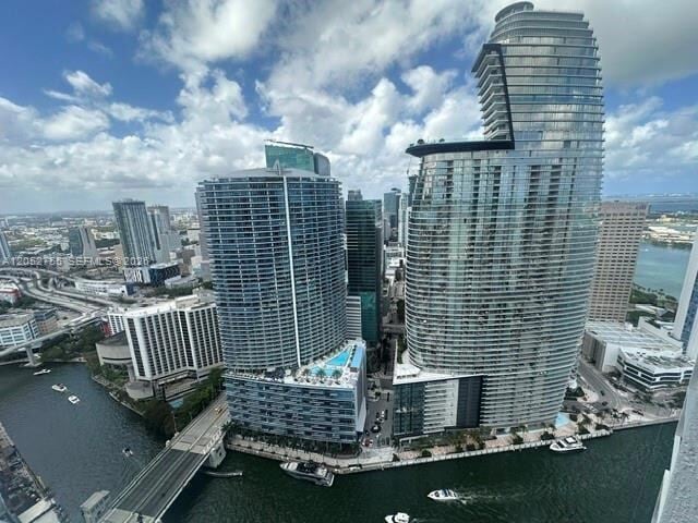 Photo - 475 Brickell Ave Unit 5010