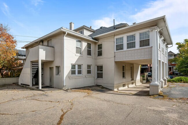 Photo - 851 N Clarkson St Unit C