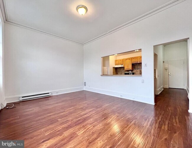 Building Photo - 849 N 5th St