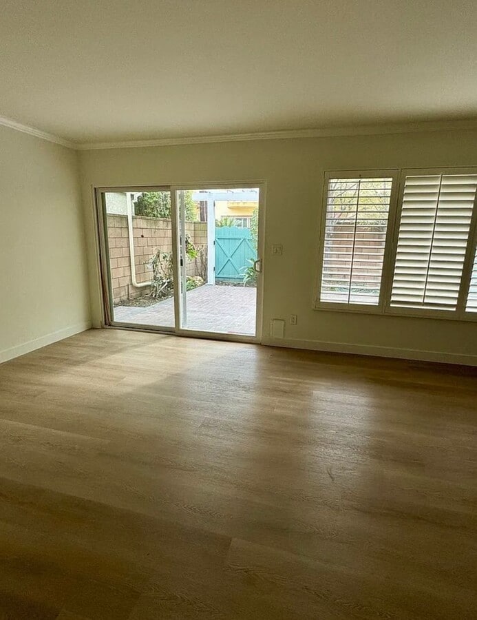 Photo - 214 Angelo Walk