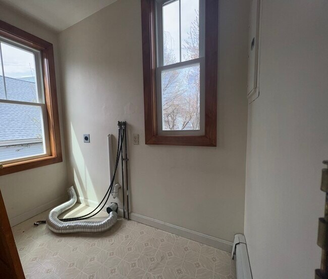 Photo - 18 Houghton St Unidad #1