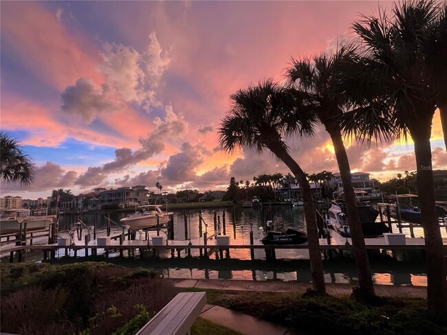 Photo - 910 Pinellas Bayway S Unit 103