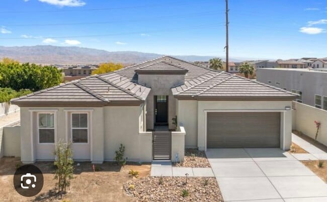 Building Photo - 49794 Solstice Pl