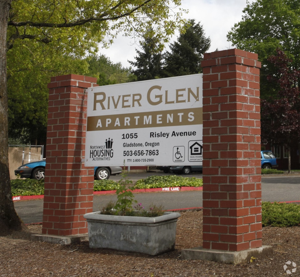 Photo - River Glen Apartments