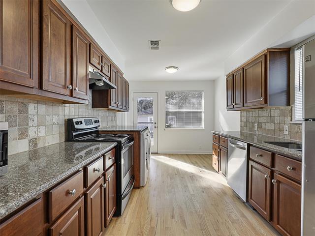 Photo - 4302 Sexton Ln